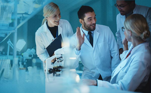 laborgruppe2-600x371